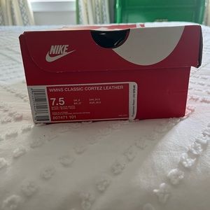 Nike Cortez Sneakers